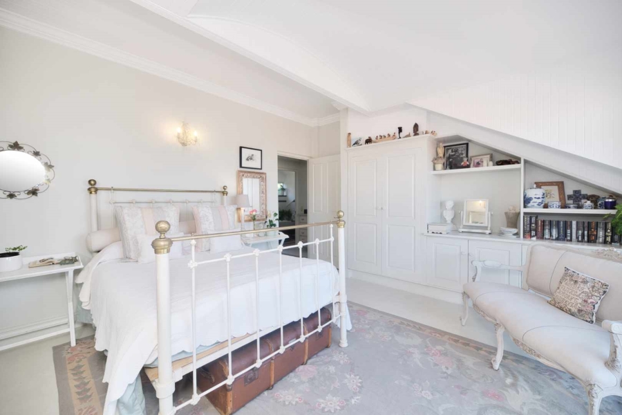 4 Bedroom Property for Sale in Kwaaiwater Western Cape